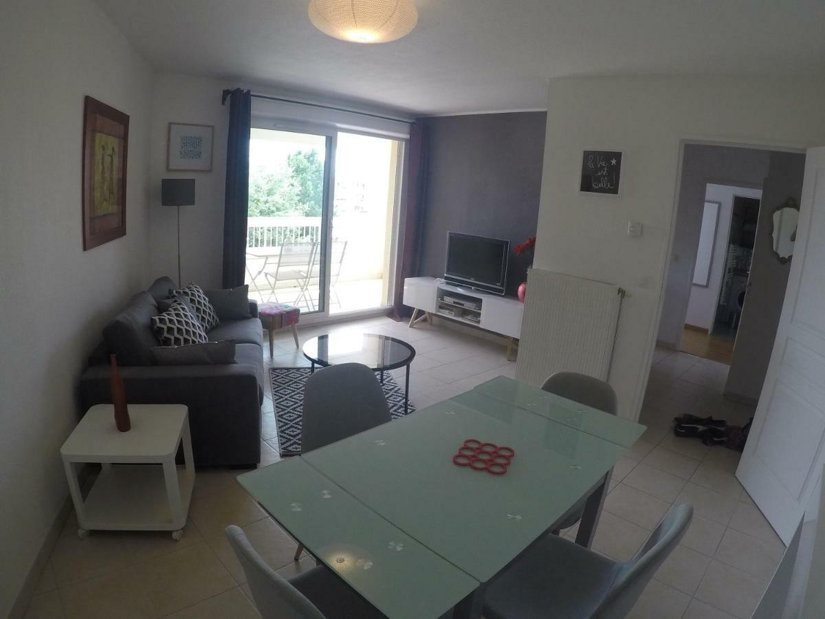 Renoir Appartement กาญเนอ-ซูร์-แมร์ ภายนอก รูปภาพ